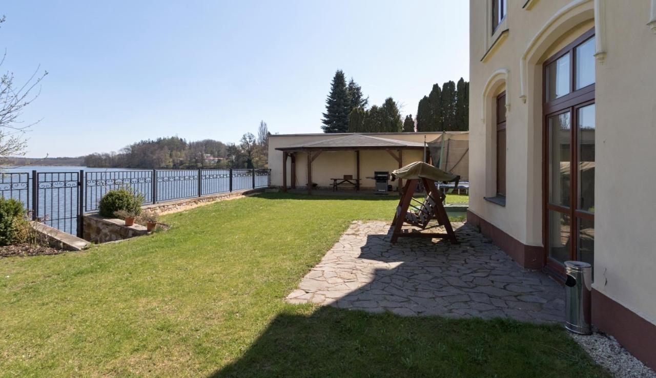 Apartmany Setkova Vila Jindřichŭv Hradec Exteriör bild
